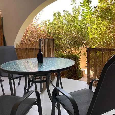 Tourist Area Center, Modern Ground Flat, With Pool, Patio, 200m From Beach * Limasol